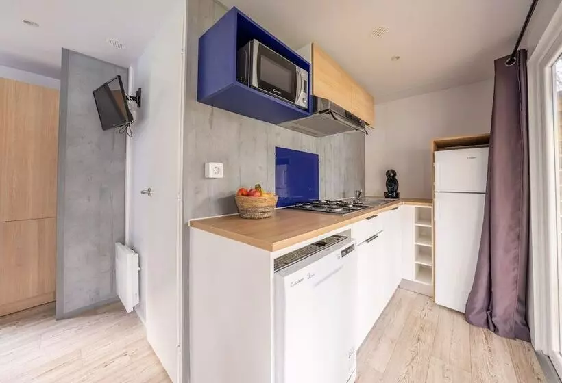 هتل Hu Birkelt Village