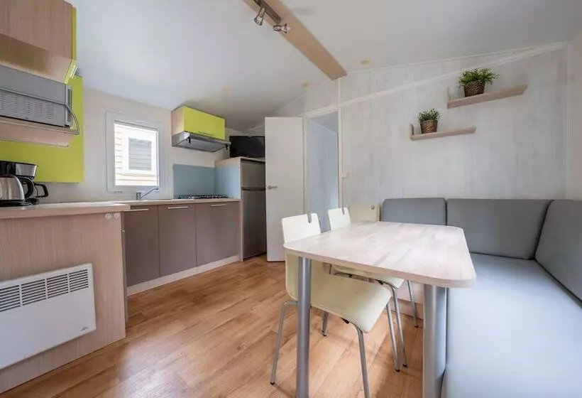 هتل Hu Birkelt Village