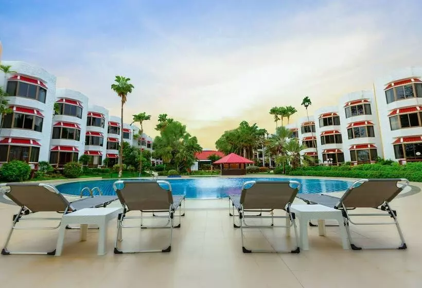 ホテル Rayong Palmaries Beach Resort