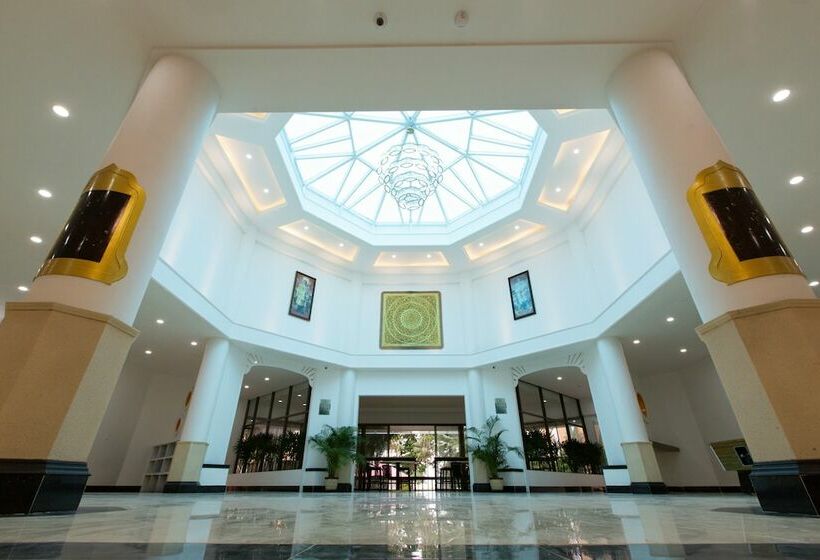 Hotel Rayong Palmaries Beach Resort