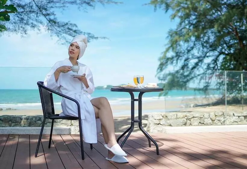 ホテル Rayong Palmaries Beach Resort