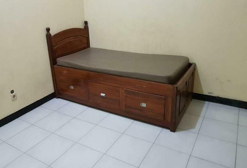 Pensionat Rahayu Guest House