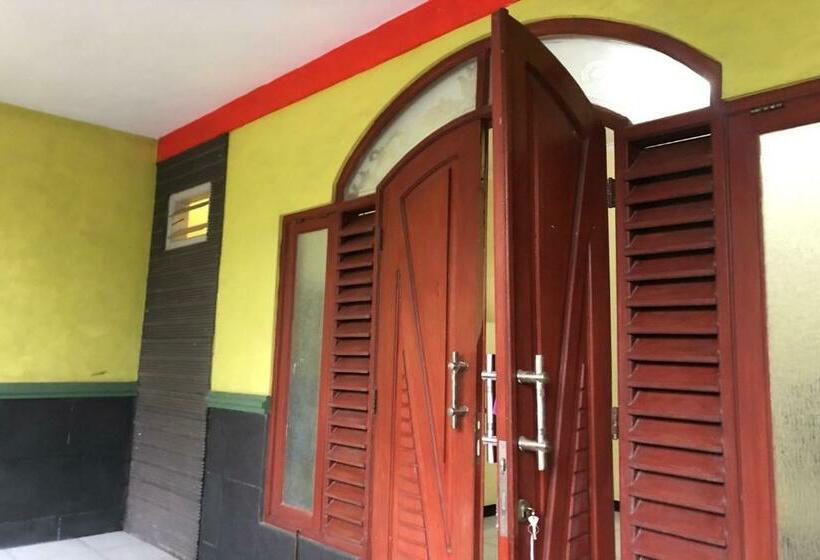 Pensão Rahayu Guest House