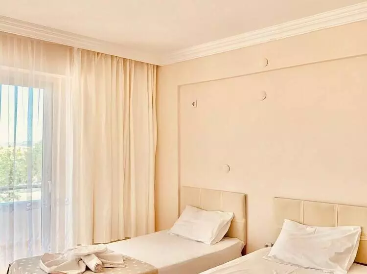 ホテル Erikli Sunshine Holiday Apart