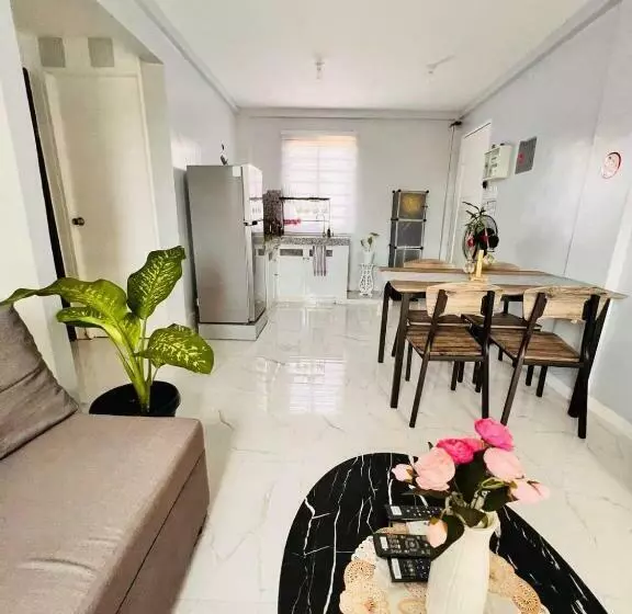 Aamiaismajoitus (B&B) Cabuhat Duco Lodge 1