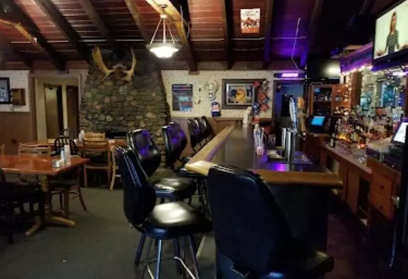 Hotelli Lakeshore Lodge