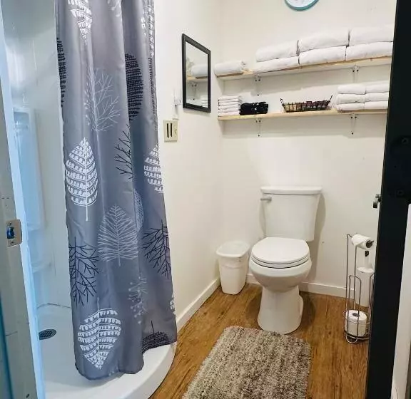 ホテル Salmon River Inn