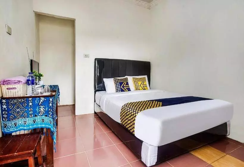 Hotelli Spot On 90896 Griya Atu Syariah