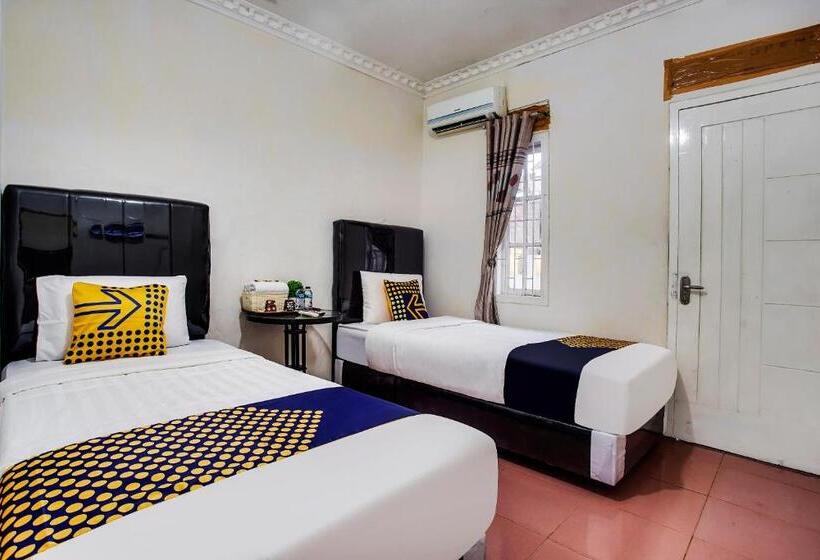 Hotell Spot On 90896 Griya Atu Syariah