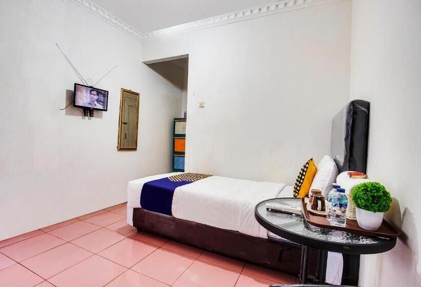 Hotell Spot On 90896 Griya Atu Syariah