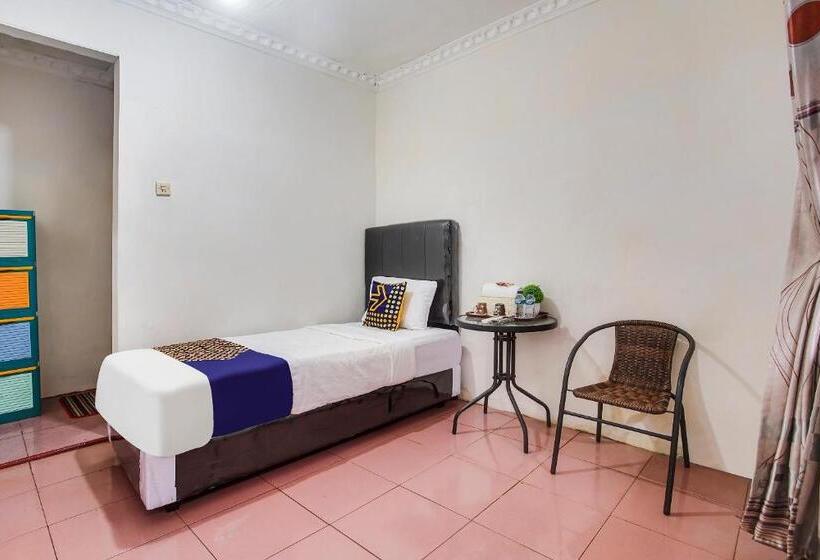 Hotell Spot On 90896 Griya Atu Syariah