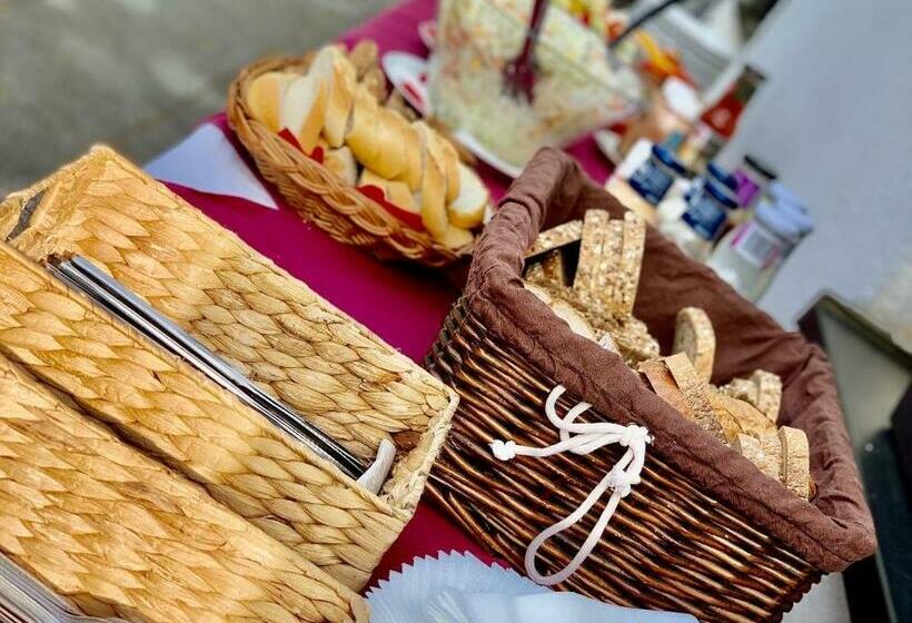 펜션 A Penzion Pegas