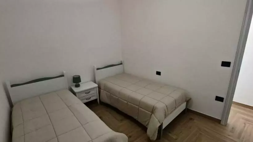 Aamiaismajoitus (B&B) La Corte Dell Orologio