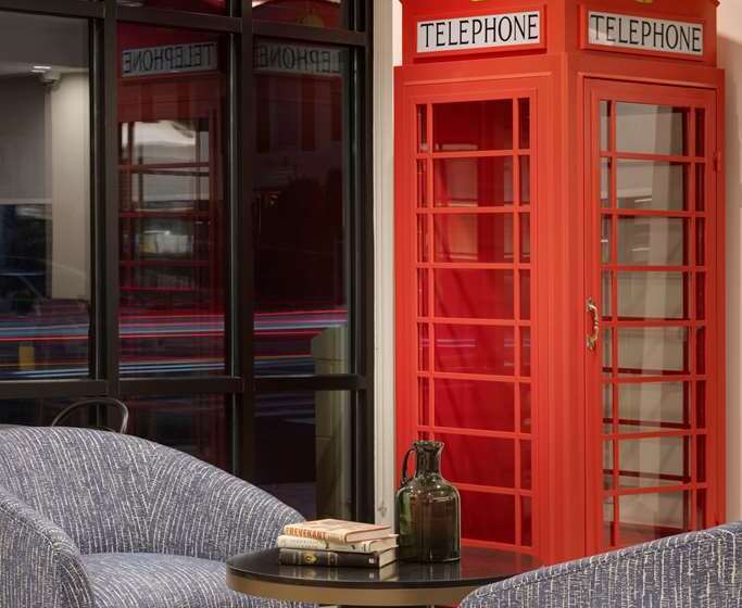 Отель Hilton Garden Inn Haymarket