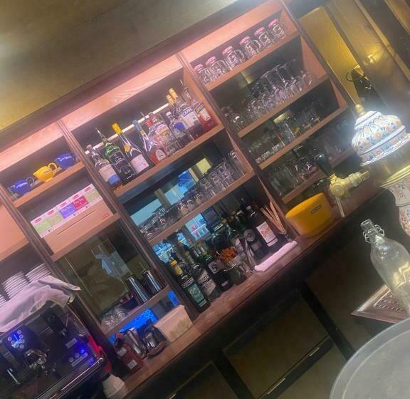 호텔 Hôtel Du Commerce