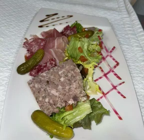 ホテル Hôtel Du Commerce