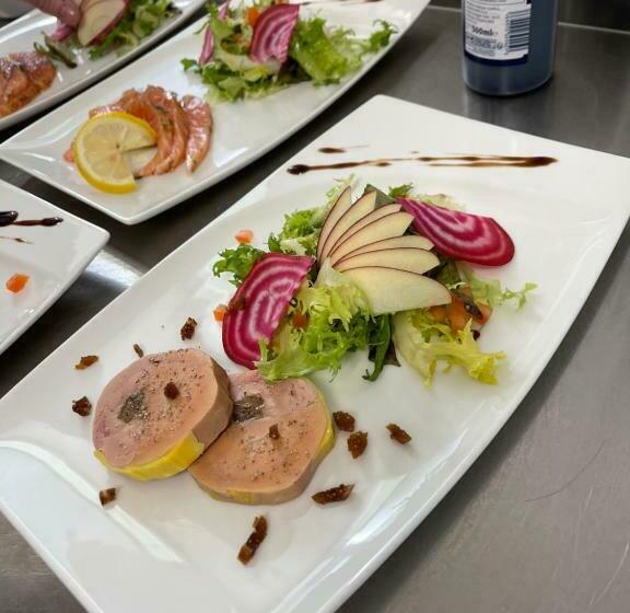 호텔 Hôtel Du Commerce