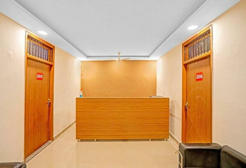 Hotelli Oyo 85984  Happy Spring