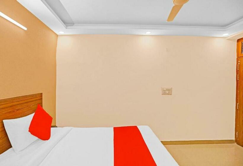 Hotelli Oyo 85984  Happy Spring