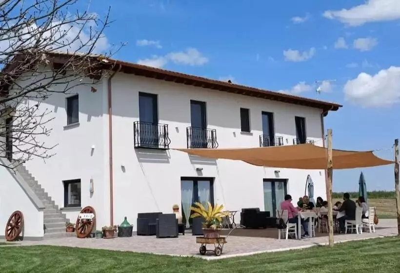 Majatalo Agriturismo Casale Lisalola