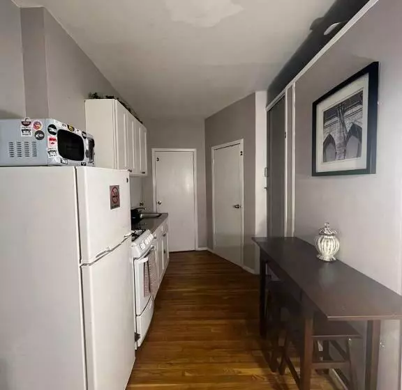 هاستل Private Rooms Near Lincoln Center