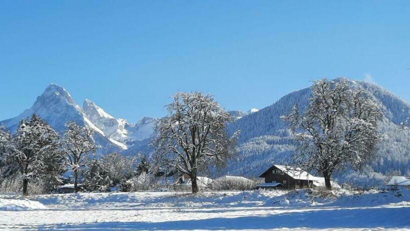 مبيت وإفطار Chez La Nanie