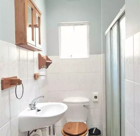 Aamiaismajoitus (B&B) Heroes Garden Lodge