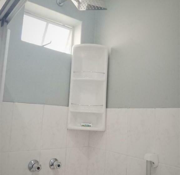 مبيت وإفطار Heroes Garden Lodge