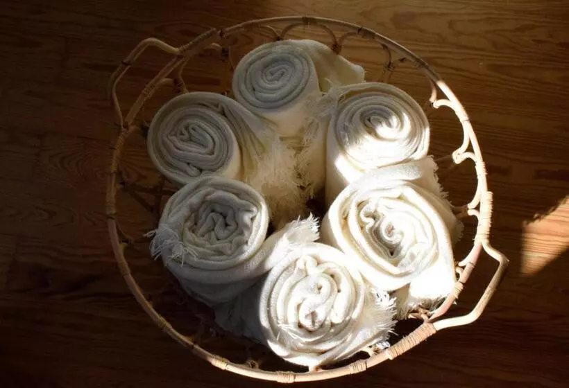 تختخواب و صبحانه Majesticlara Lisbon Guest House