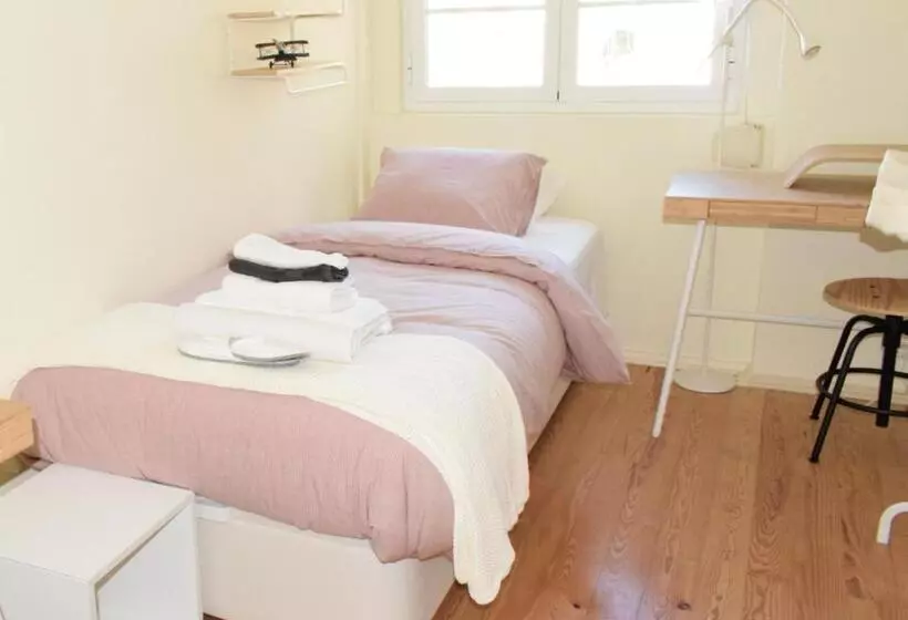 تختخواب و صبحانه Majesticlara Lisbon Guest House