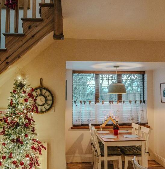 Пансион Mount Barker