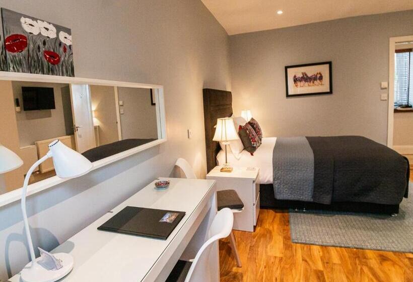 Пансион Mount Barker