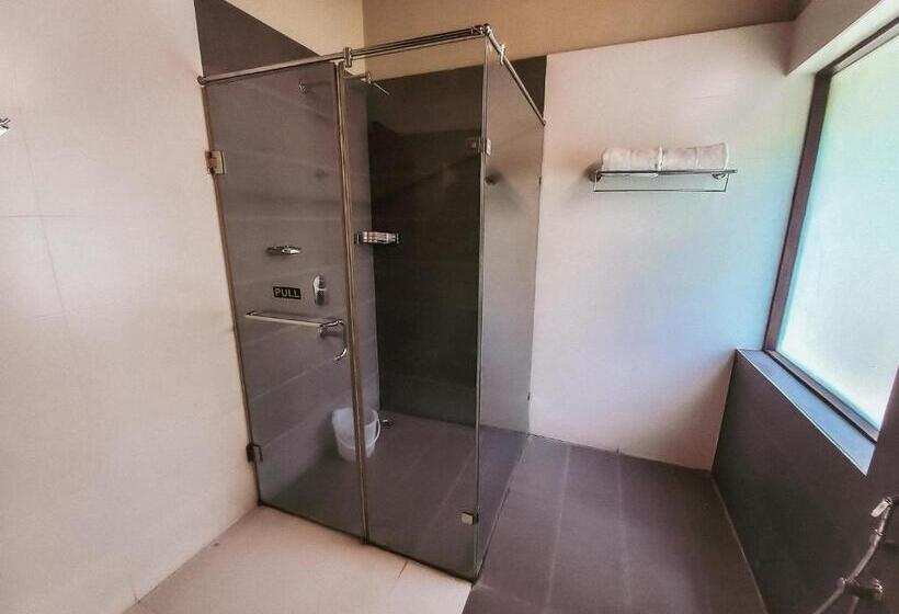 The Wave Lakeview Resort & Spa