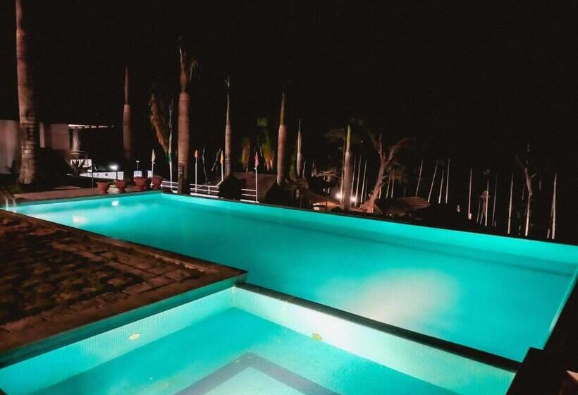 The Wave Lakeview Resort & Spa