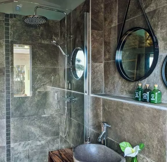 تختخواب و صبحانه A La Kaz Ti Zozeff