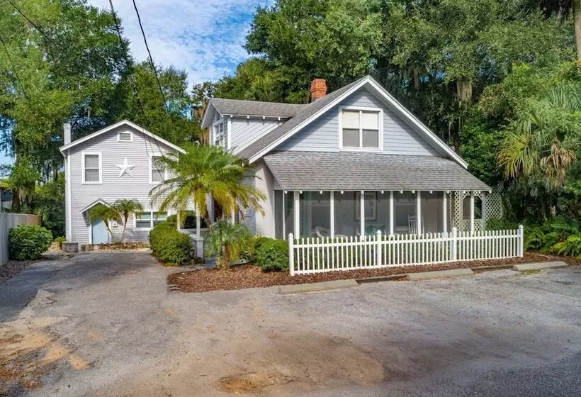 Historic Tremain Cottages