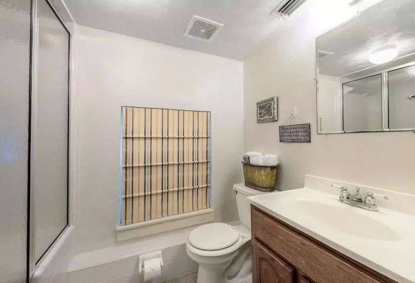 Historic Tremain Cottages