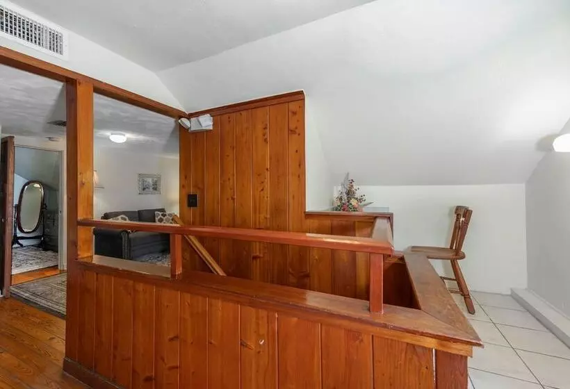 Historic Tremain Cottages