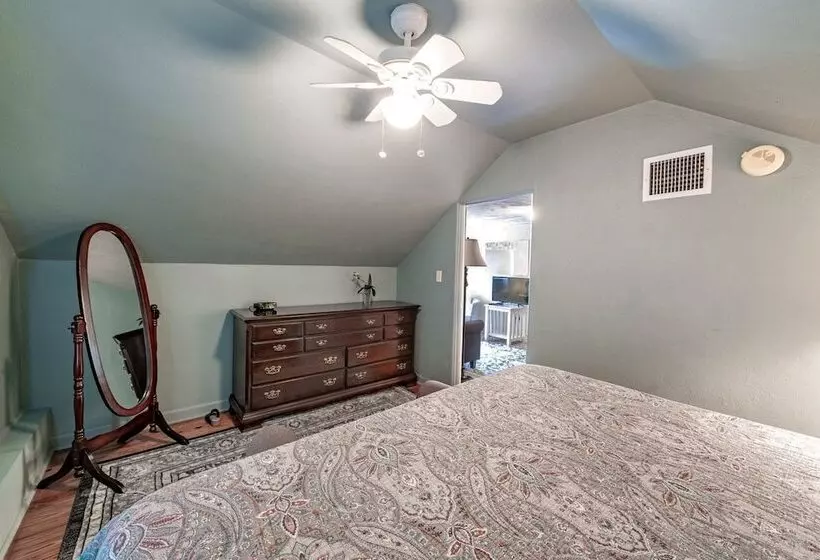 Historic Tremain Cottages