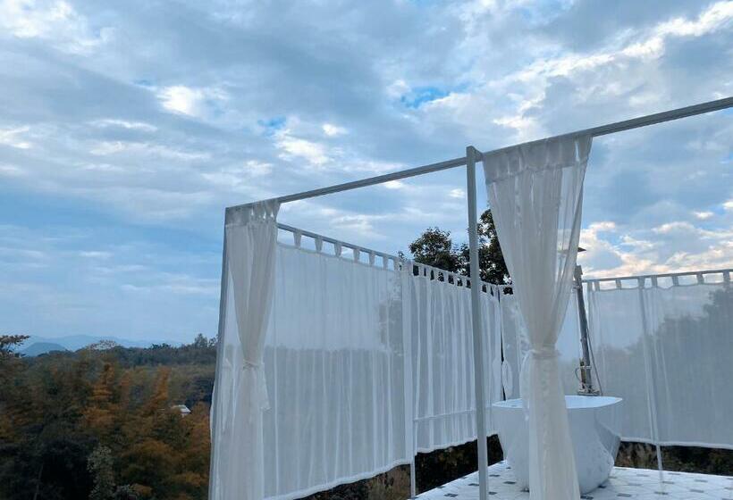 La Maison Blanche Chiang Rai Resort