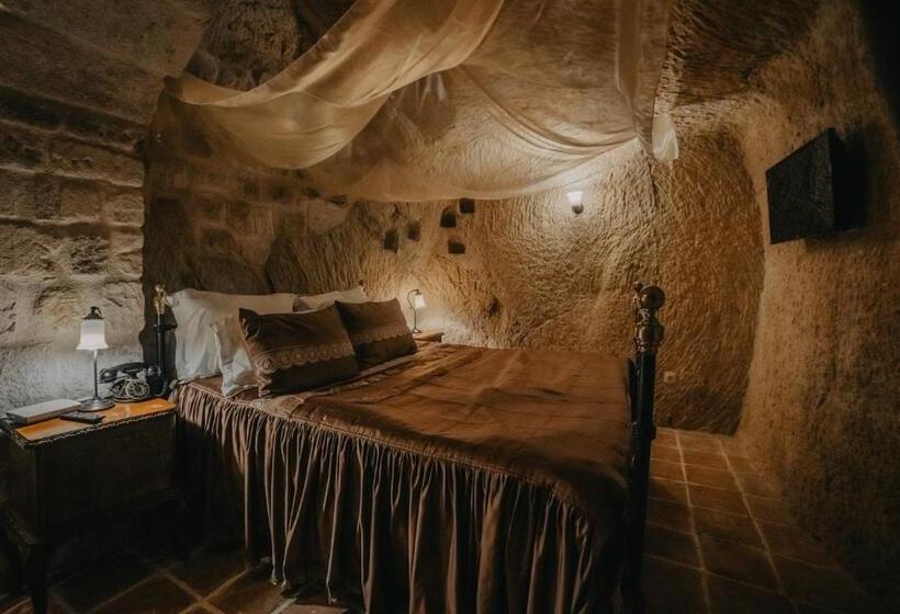 ホテル Dere Suites Cappadocia