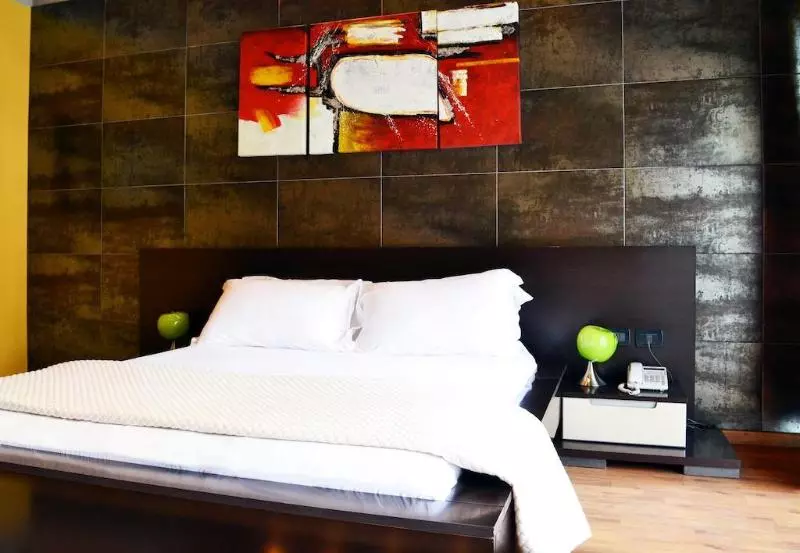 Green House Hotel & Restaurant