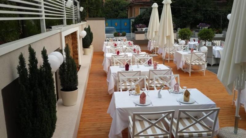 Green House Hotel & Restaurant