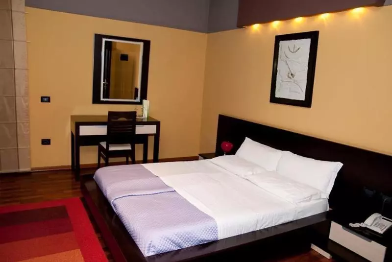 Green House Hotel & Restaurant