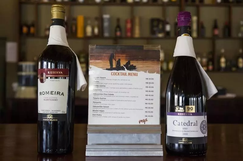 هتل Hakusembe River Lodge