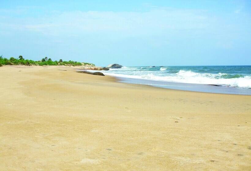 호텔 Kirinda Beach Resort