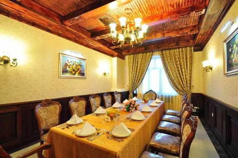 Hotelli Miran International