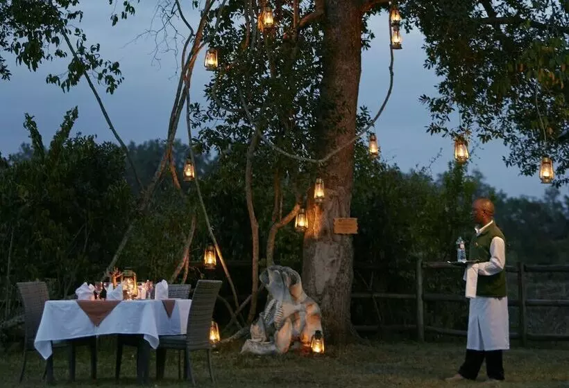 هتل Neptune Mara Rianta Luxury Camp