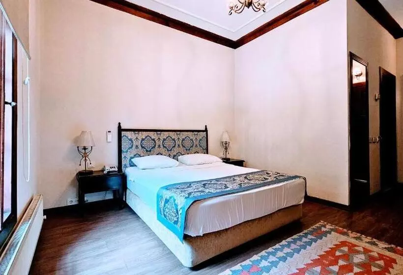 Otantik Hotel & Spa