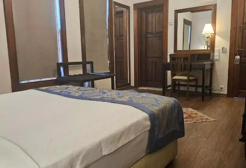 Otantik Hotel & Spa